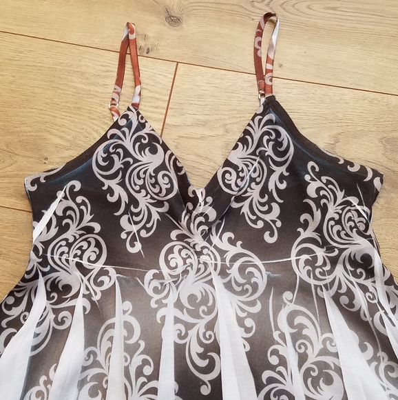 Mudd Peplum Pleated Camisole Top Purple Swirl Pattern {Medium} - Picture 2 of 9